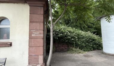Erstaunliche Fugensprengung