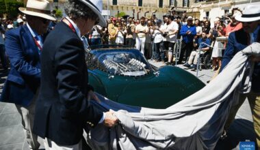 Show of classic cars and design kicks off in Valletta, Malta-Xinhua
