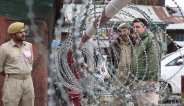 India-Pakistan violence casts dark shadow over Kashmir pilgrimage