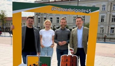 Offenbacher CDU-Politikerin erlebt Appell der Brigade „Litauen“