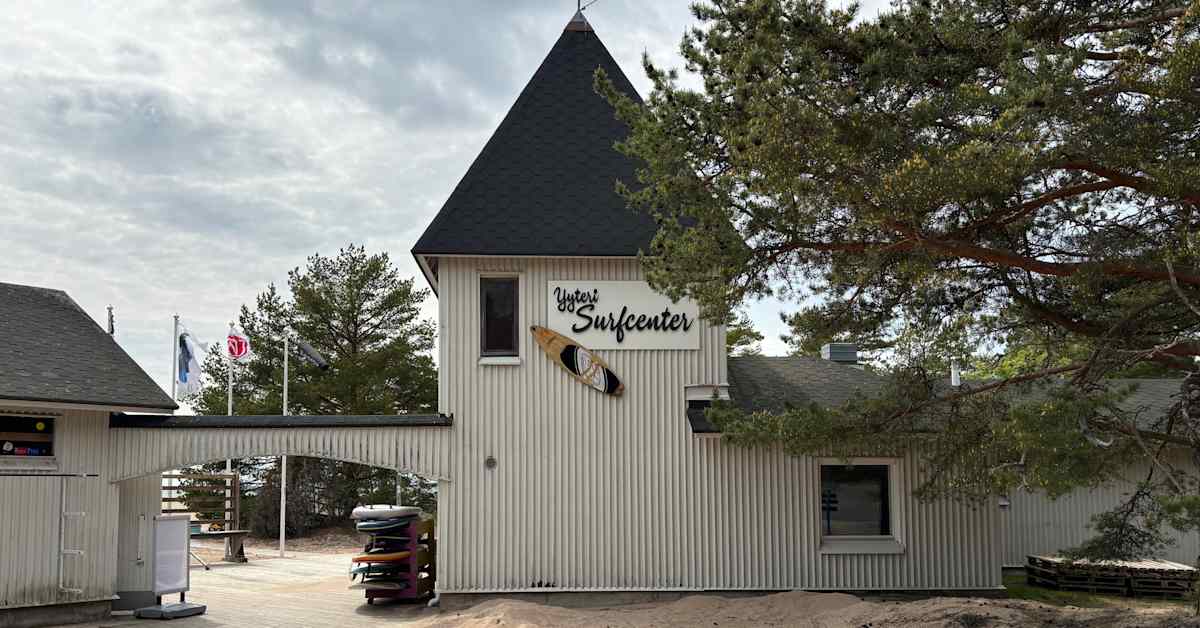 Suomen surfkeskuksesta lop­pui vesi, Yyterin rantaravintola on toistaiseksi kiinni – kylpylähotellin sulku vaikuttaa laajasti | Satakunta