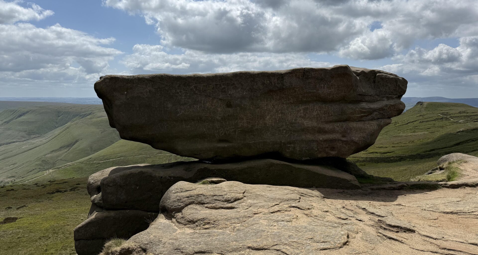 Kinder Scout, rock formations, Wool packs