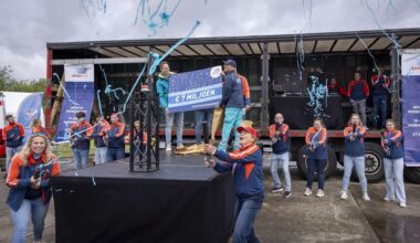 Sponsorloop Roparun betaalt tien jaar lang voor wensambulances in Nederland