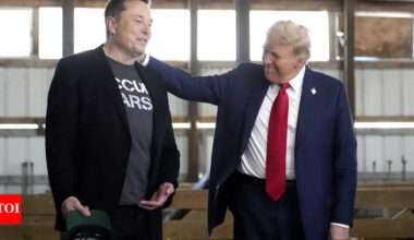 'Elon Musk suffers from hypomania': Dr Drew Pinsky breaks down Tesla CEO's 'abnormal' behavior