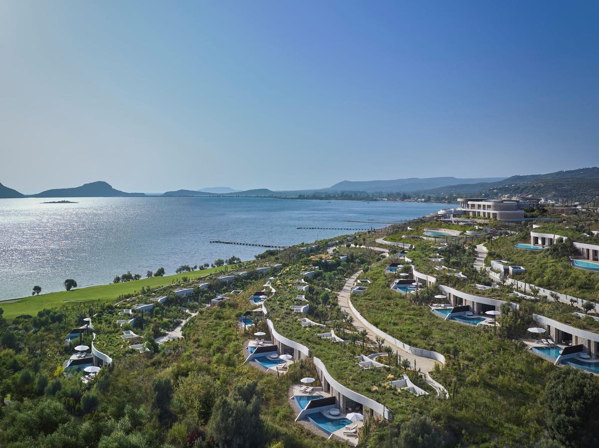 What To Know Before Visiting This Luxury Resort Destination In Greece