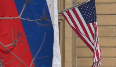Russia and US national flags in Moscow