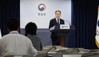 South Korea urges halt to North Korea leaflet rops