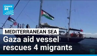 Aid vessel heading to Gaza rescues four Libyan migrants in Mediterranean Sea • FRANCE 24 English