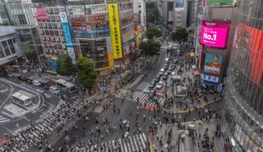 Japan’s Longer Debt Attractive for Foreigners, Morgan Stanley Says
