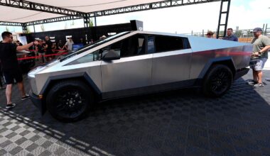 Top Democrats ask Rubio for answers on now-canceled $400 million Tesla plan