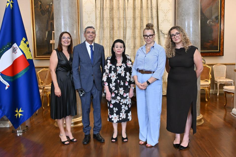 20 blood donors recognised by President of Malta on World Blood Donor Day