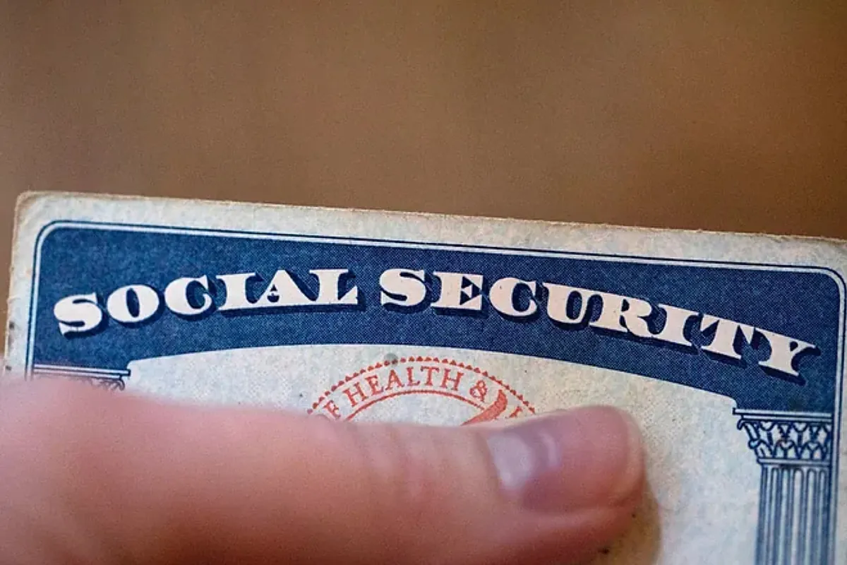 Here's what the projected Social Security COLA increase for 2026 would mean for your average check - MARCA