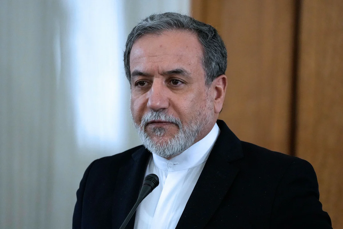 Die Lage im Überblick - Israel forciert Angriffe auf Iran - Bewegt sich Teheran? - Politik