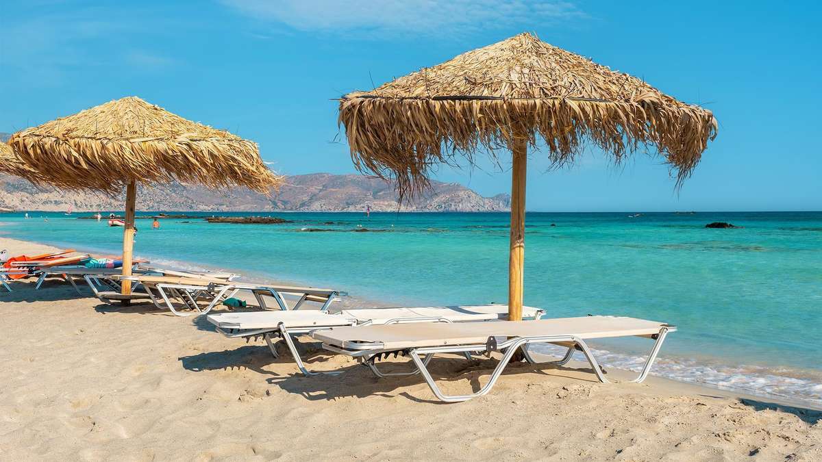 Europas Strand führt Weltranking an – Urlauber schwärmen von glasklarem Wasser und rosafarbenem Sand