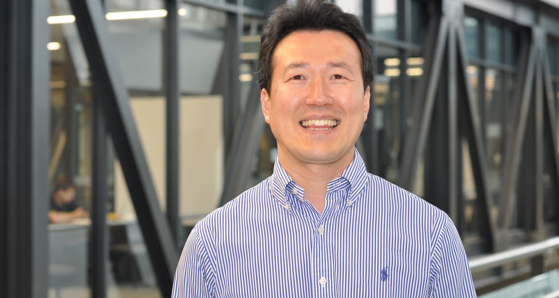 Serendipitous discovery during semiconductor research leads to breakthrough battery technology, patent