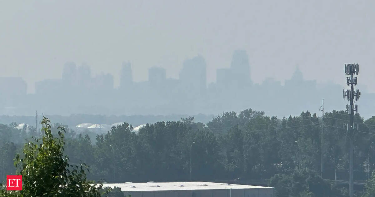 Toronto suffers world’s worst air quality as Canada’s second-worst wildfire season chokes nation