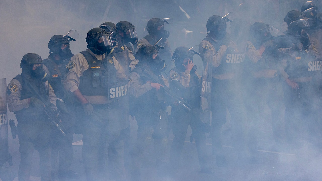 Feds foil alleged plan to use fireworks against police at Los Angeles protests