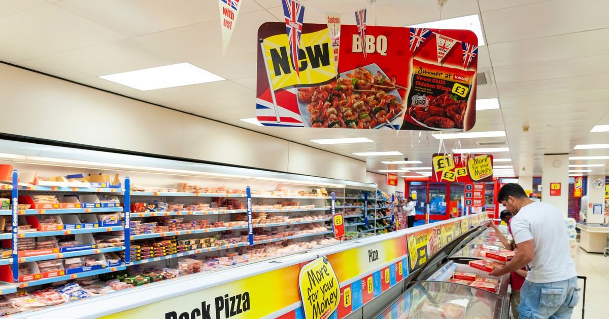 'This is awful' say shoppers as Iceland closes supermarket store today