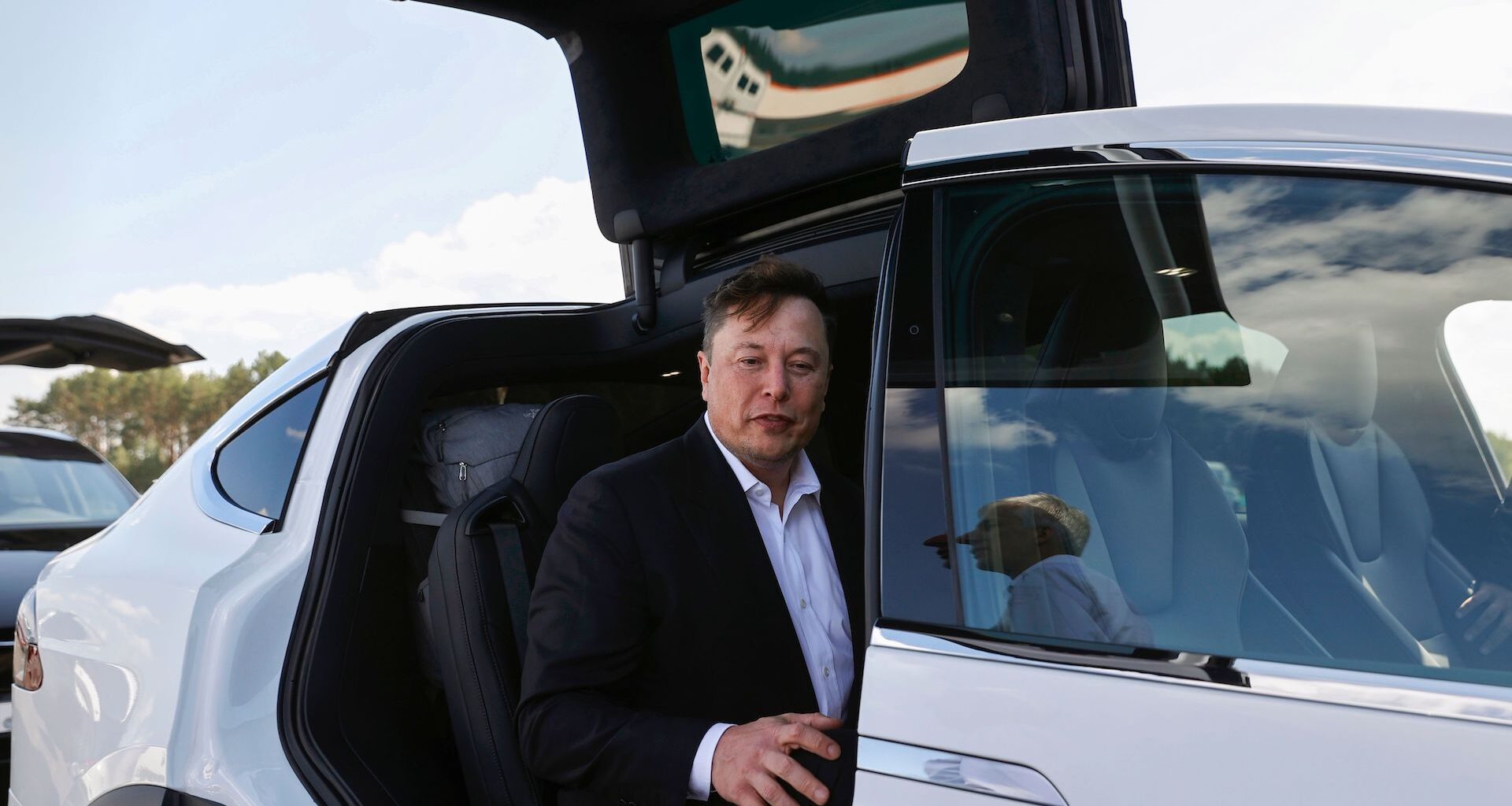 If the gambit works, it will be a huge win for Tesla.