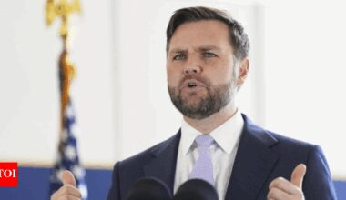 'Earlier, we had dumb presidents': JD Vance as US enters Israel-Iran war; praises Donald Trump's leadership