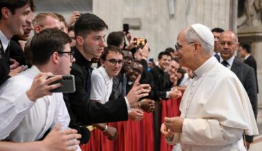 Pope Leo to seminarians: Be passionate about priestly life