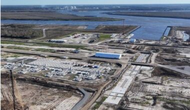 Woodside Wraps Up Louisiana LNG Stake Sale to Stonepeak