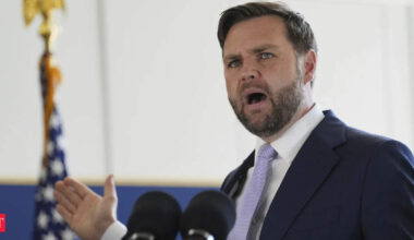 jd vance middle finger gesture: 'So fake, corny': JD Vance makes controversial gesture during Ohio speech as he doubles down on Trump's antics