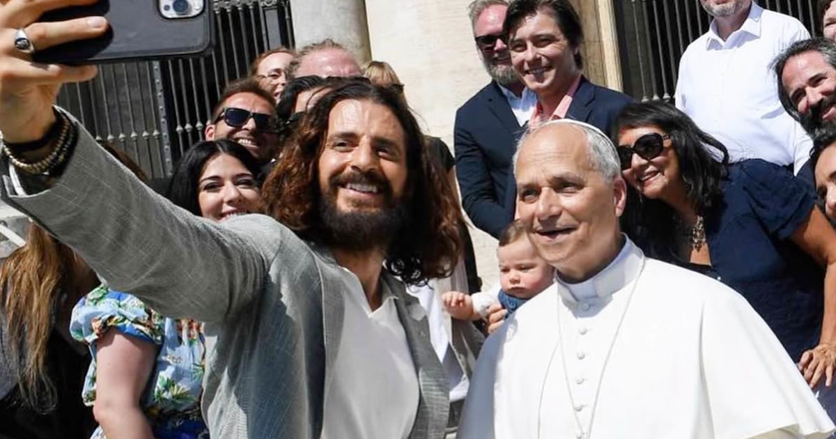 See Jesus From 'The Chosen' Meet Pope Leo XIV