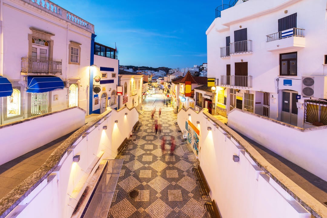 How much do apartments cost in Portugal this summer? Photo 3