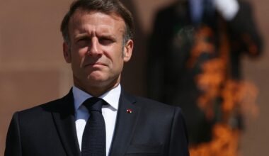 la France va prendre "une initiative" pour "proposer un règlement négocié exigeant"