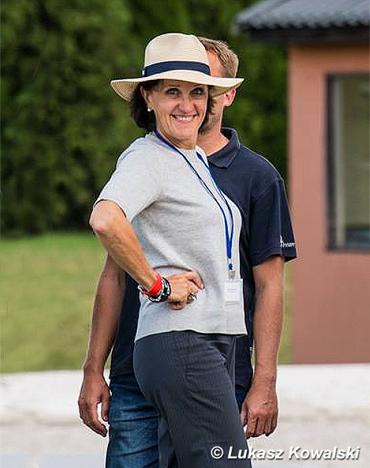 Belarusian Natallia Rubashko Declares as Neutral Individual and Returns to Judging