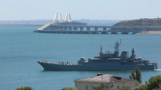 Krimbron som Ryssland har byggt från det ryska fastlandet till den annekterade ukrainska Krimhalvön. Bilden är tagen 2023.