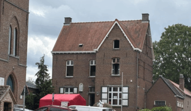16-jarige jongen bekent moord op zijn moeder en halfzusje (6) in Haasrode na vijf uur durend verhoor (Leuven)
