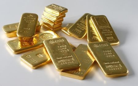 Central Banks Expect to Add More Gold to Reserves This Year