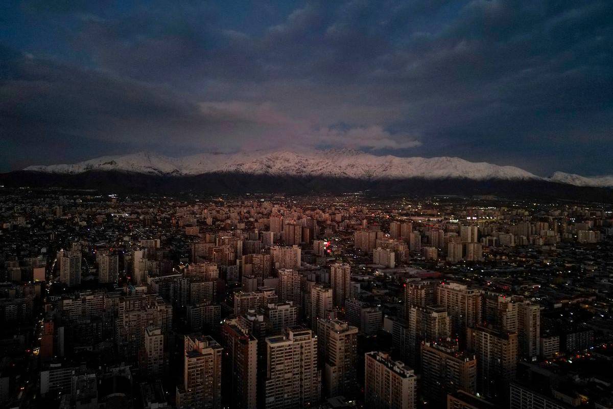 IMF urges Chile reforms to boost slowing economic growth