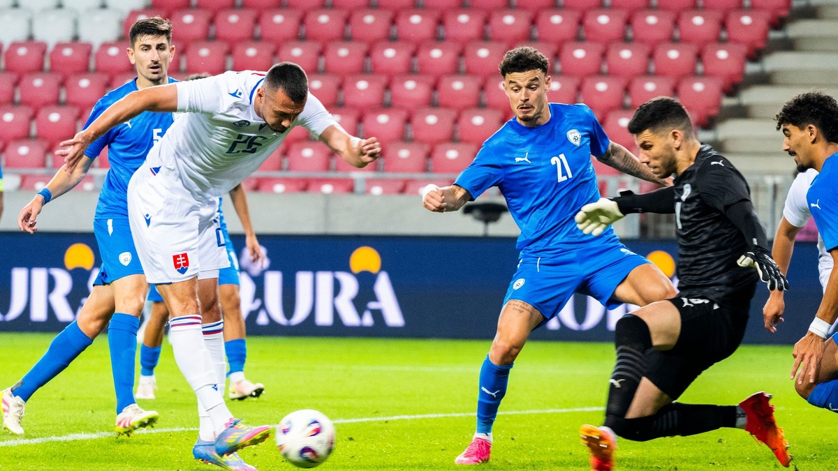 Slovenskí futbalisti v novom systéme tápali, prehrali aj s Izraelom