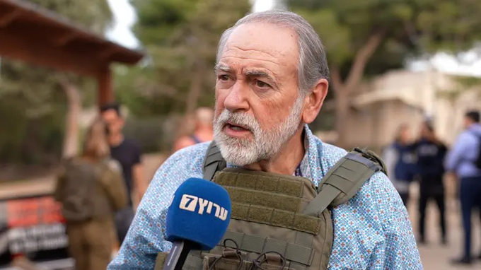 U.S. Embassy in Jerusalem Organizing Evacuation Options for Americans in Israel, Ambassador Mike Huckabee Says