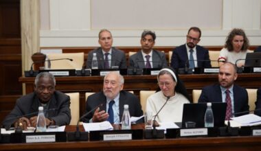 Finance experts launch report at Vatican on foreign debt relief
