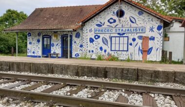Street art željezničke stanice Prečec koju je osmislila i oslikala Andreja Hotko Pavić