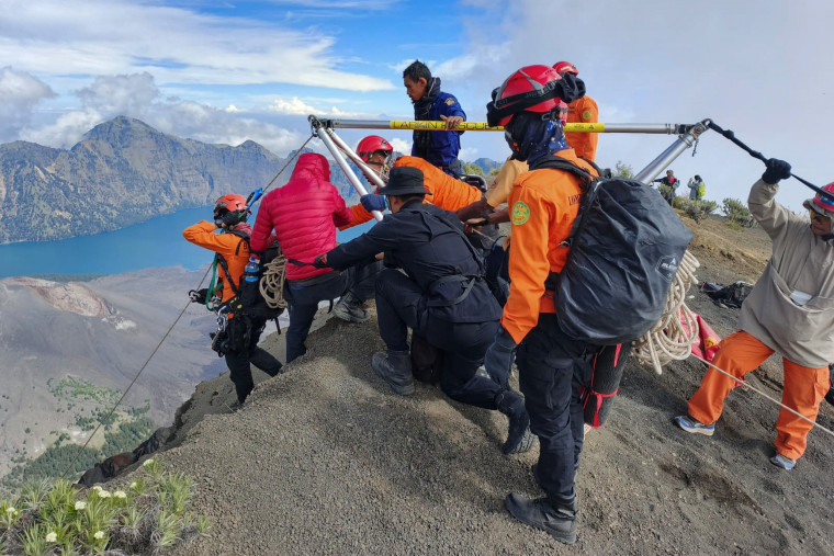 Image: INDONESIA-ACCIDENT-VOLCANO