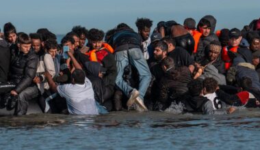 'Take your illegal migrants back or lose UK visas,' countries warned