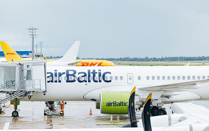 Minister: Estonia to consider airBaltic shares when Latvia makes concrete offer | News