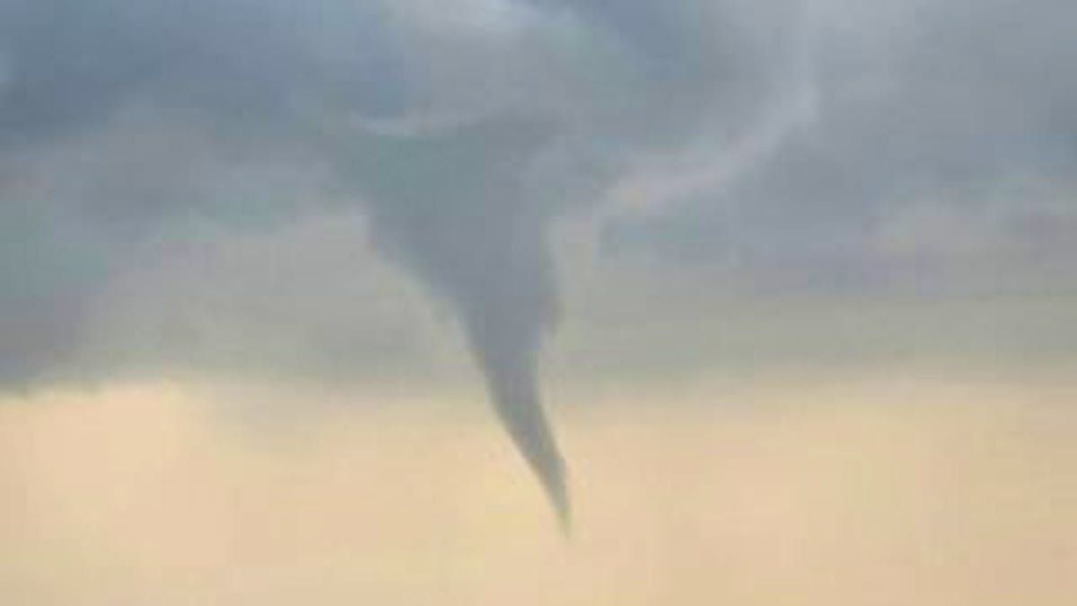 Unwetter: Luxemburg von Gewittern getroffen, Tornado-Verdacht in Paderborn