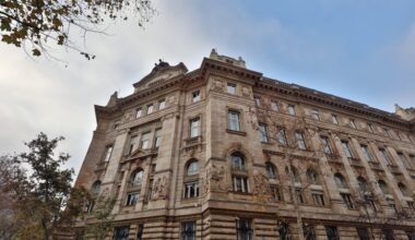 National Bank of Hungary holds rates steady for ninth straight month | articles