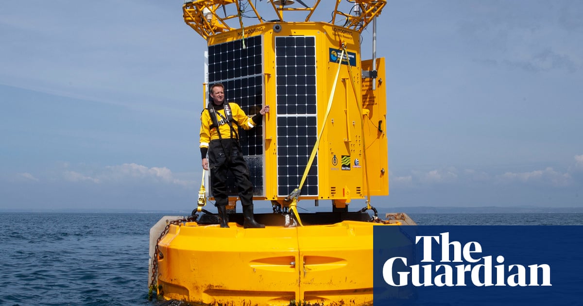 The scientists warning the world about the ‘evil twin’ of the climate crisis affecting our oceans | Endangered habitats