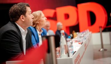 Bundesparteitag: SPD-Delegierte stimmen für Vorbereitung eines AfD-Verbotsverfahrens