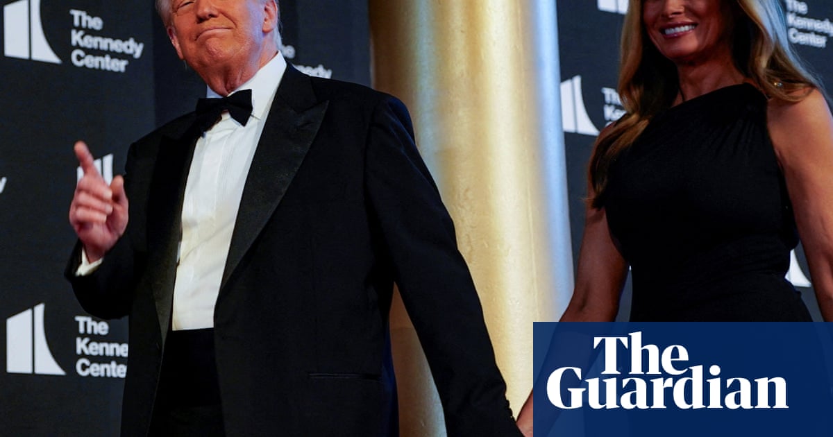 Boos, cheers and a heavy dose of irony as Trump takes in Les Mis against backdrop of LA protests | US politics