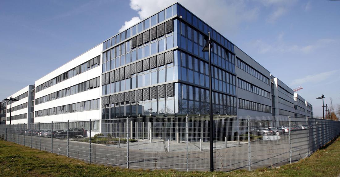 Die Zentrale der Schwarz-Gruppe, der Schwarz Finanz und Beteiligungs GmbH & Co. KG und der LIDL Stiftung & Co. KG in Neckarsulm (Baden-Württemberg).