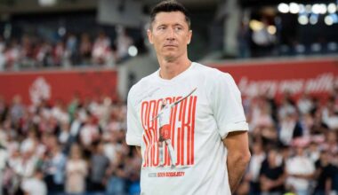 Robert Lewandowski välirikossa päävalmentajan kanssa – kieltäytyi Suomi-pelistä, mutta ilmestyi joukkueen hotellille | Urheilu