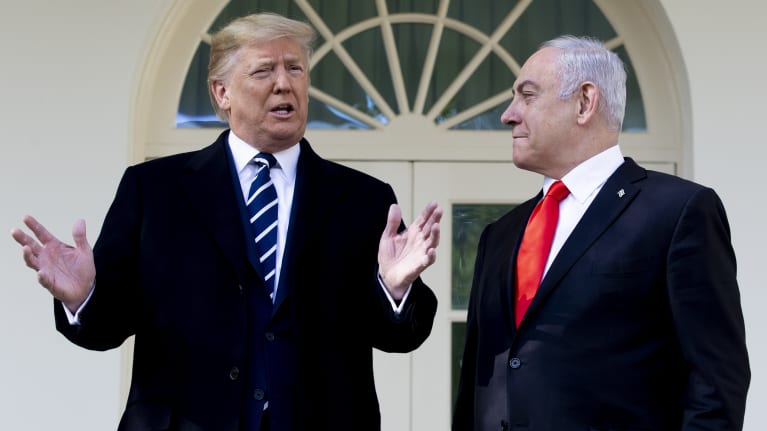 Presidentti Trump ja pääministeri Netanjahu tapasivat ensimmäisen kerran jo eilen maanantaina.
